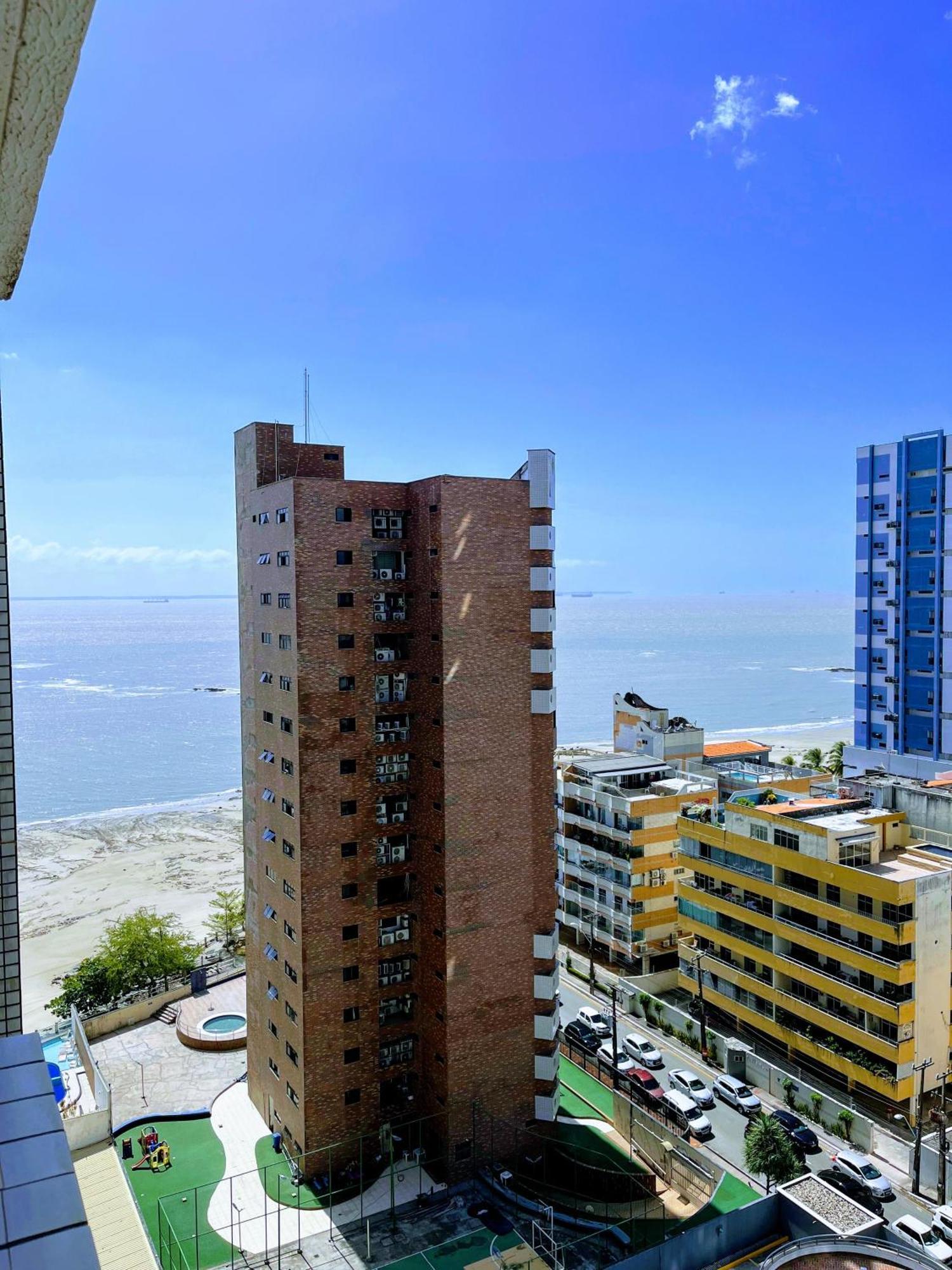 Lindo Flat Próximo A Com Vista